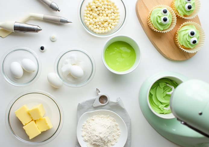 Baby Yoda Cupcakes