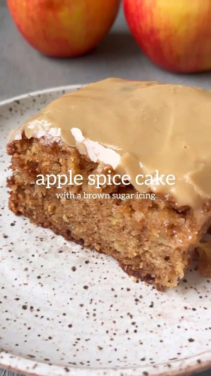 Apple Spice Cake