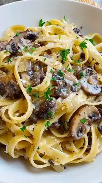 Caramelized Leek and Mushroom Gruyere Pasta: Elegant Comfort Food