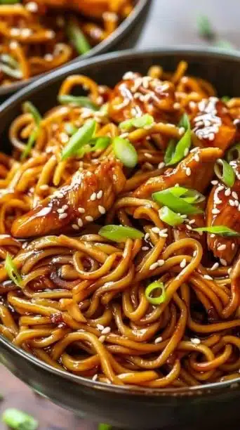 Sticky Garlic Chicken Noodles: A Takeout-Style Favorite You Can Make at Home