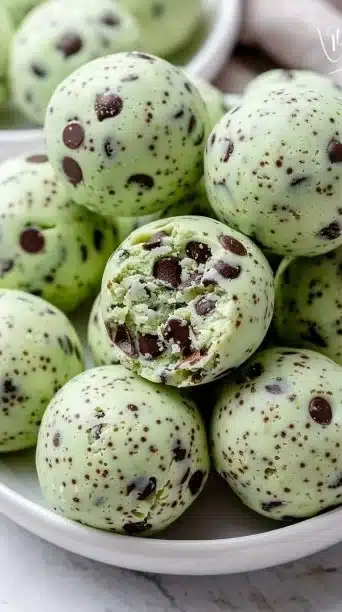 Mint Chocolate Chip Protein Balls